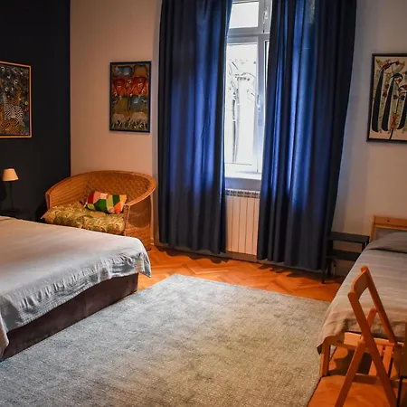 Sun Hostel Belgrado Esterno foto